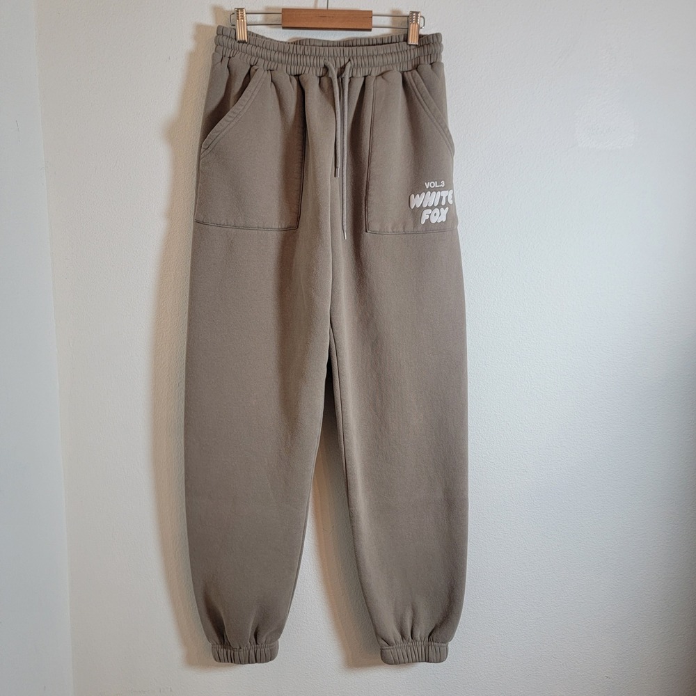 White Fox Pull On Jogger Pants Medium Travel Airplane Tan Taupe High Rise Pocket